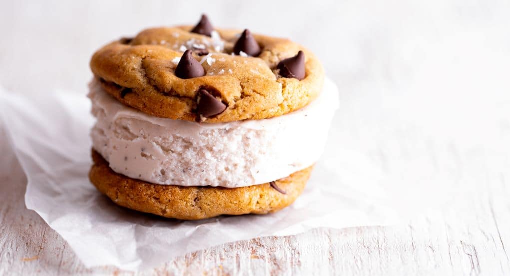 VanillaBeanCookieSandwich-07-horizontal_website|VanillaBeanCookieSandwich-02-square_website