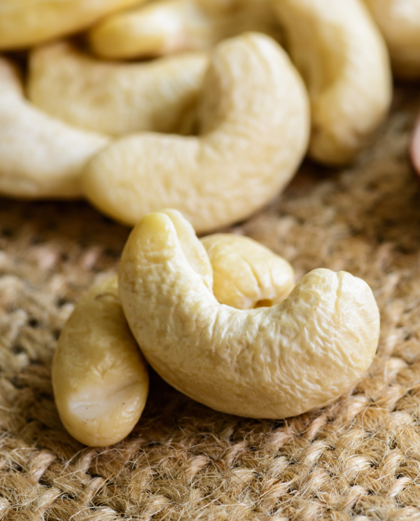 Organic cashews