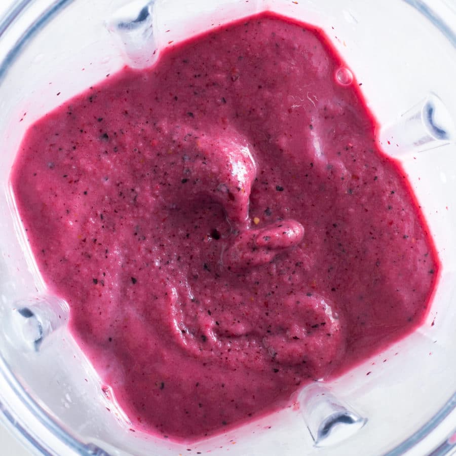 https://www.foragerproject.com/wp-content/uploads/2021/01/MixedBerrySmoothie_Square_2-e1611096041944.jpg