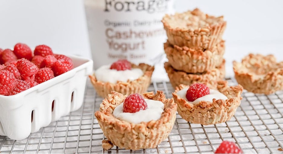 Berries and Cream Vegan Oat Tarts Recipe